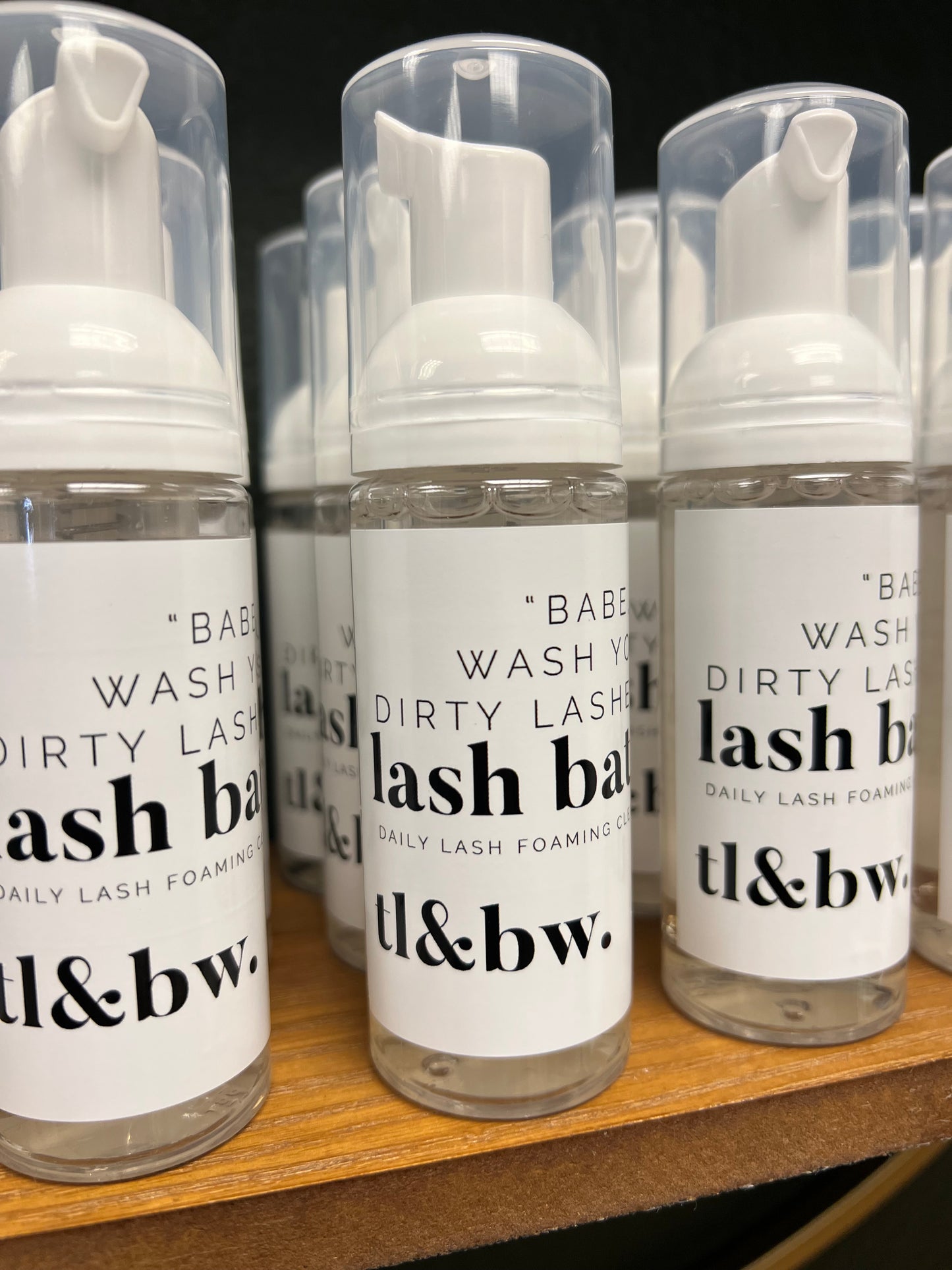 Lash Bath